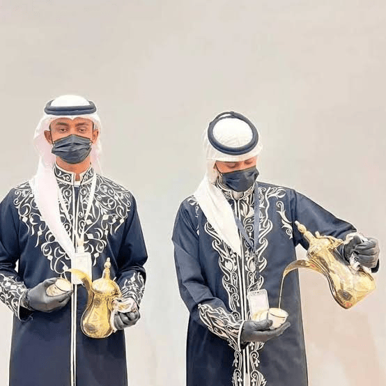 خدمات الضيافة قهوجية وصبابين للمناسبات